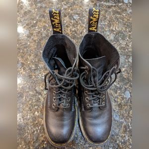 Dr. Martens Airwalk - US L 9 Black, barely worn